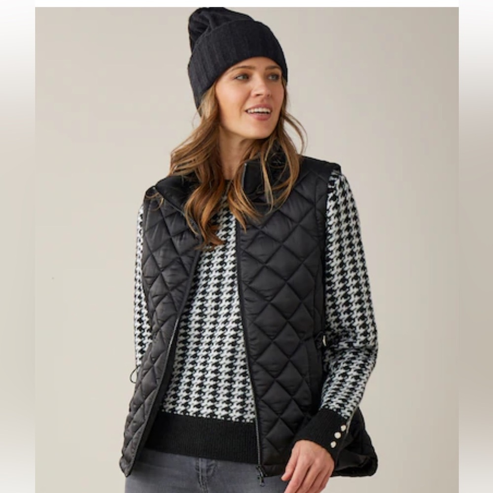 Charlie Paige vest NWT